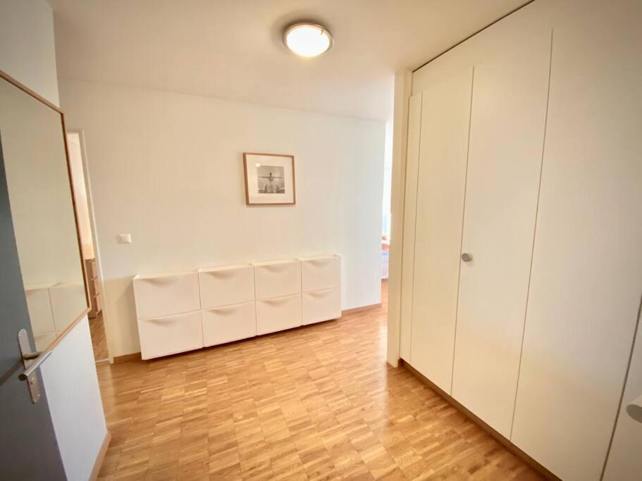 Apartment Your Bright And Spacious By The *
